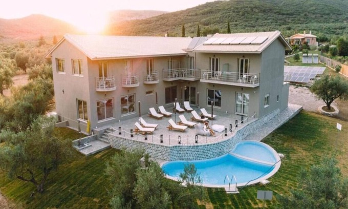 Mesolongi Apartment | BH953 - C - Suite Messologgi