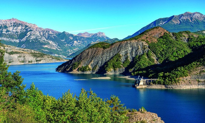 Jausiers House | BIG AND BEAUTIFUL HOUSE IDEAL FOR FAMILY AND FRIENDS (300m ²)