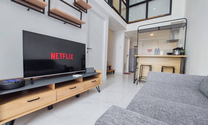 Tangerang Apartment | Big And Cozy Loft 3Br Kingland Avenue Apartment