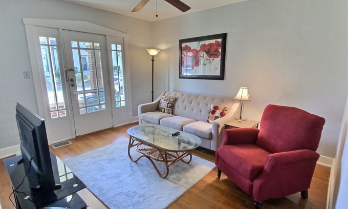 Germantown Apartment | Big Bad Apartment- steps away from Barrett Ave Corridor