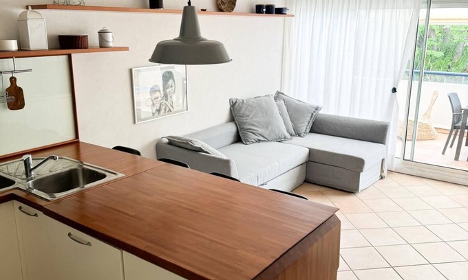 Cap-d'Antibes Apartment | Big flat