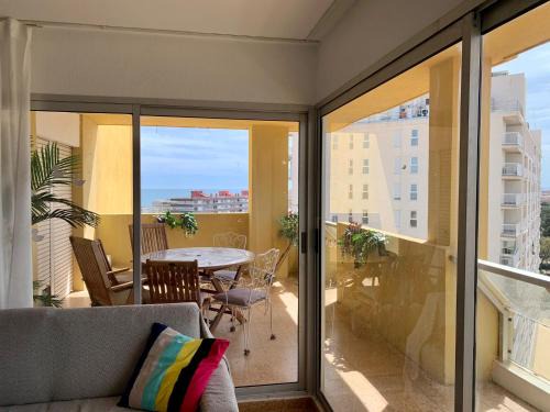 Canet de Berenguer Apartment | Big Gran Khan Apartment Canet den Berenguer con Piscina