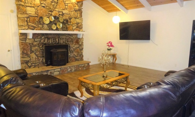 Sacramento House | Big House For Big Family