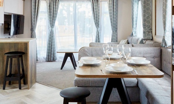 Great Billing House | Billing Aquadrome Gold 2 Bed Caravan KL07