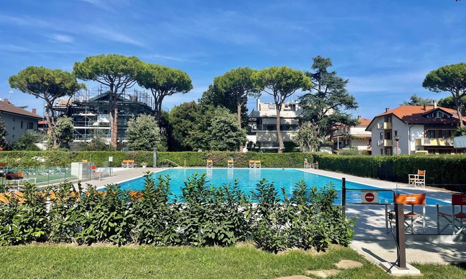 Alba Apartment | Bilocale con balcone e piscina a Riccione