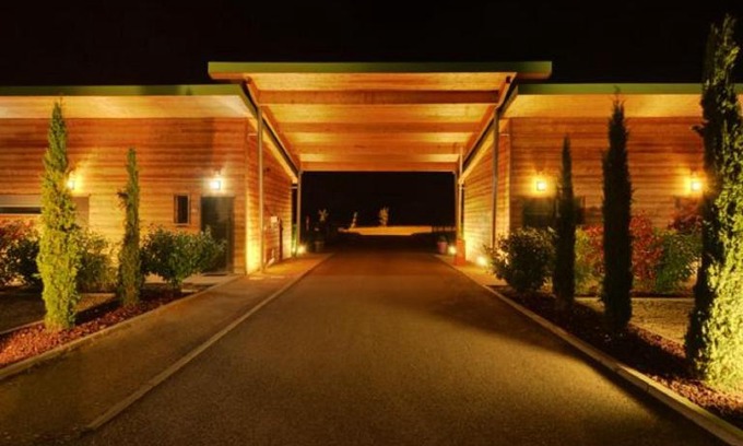 Saint-Vulbas Hotel | Bio-Motel