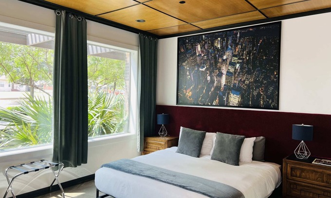 Kessler Apartment | Bishop Arts Hotel Studio 1