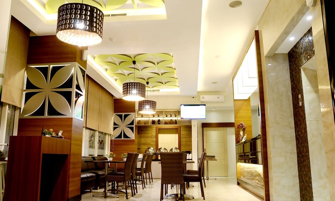 Manado City Centre Hotel | Biz Boulevard Hotel