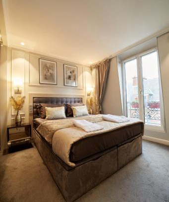 Centre Ville Apartment | Black Pearl Suite Luxe Centre-Ville Amiens à 200m de la Cathédrale