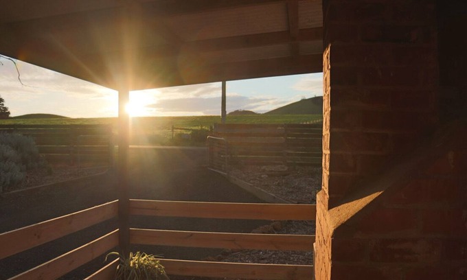 Camperdown House | Black Rock Cottage