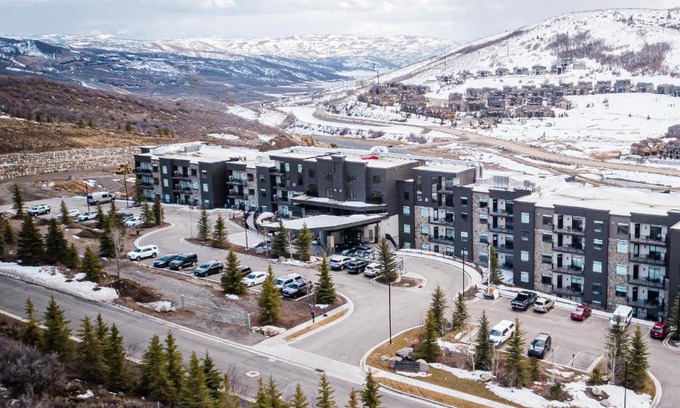 Park City Hotel | Black Rock Mountain Resort