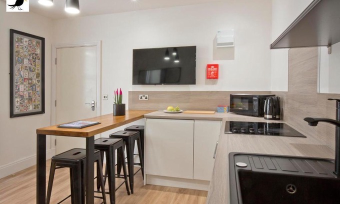 Blackpool Town Center Apartment | Blackbird Accommodation and Luxury Apartments room 12