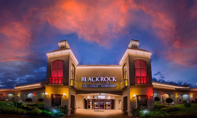 Newcastle Hotel | Blackrock Hotel