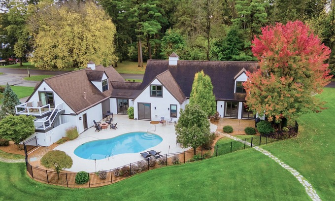 Niles Other | Blacksmith Lodge at The Morris Estate in Southwest Michigan