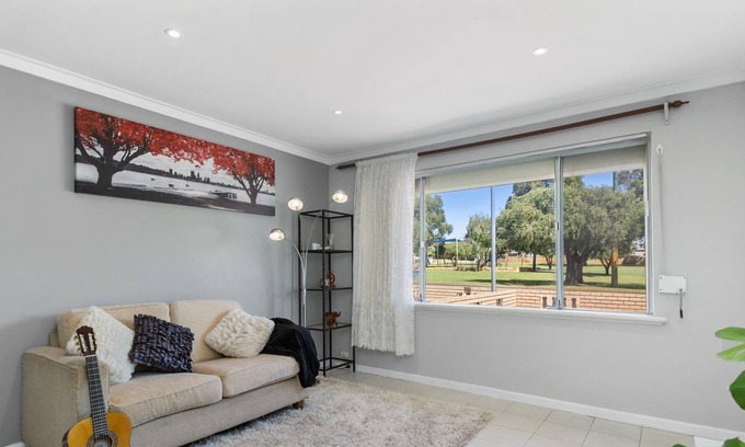 Hamilton Hill House | Blackwood Stays