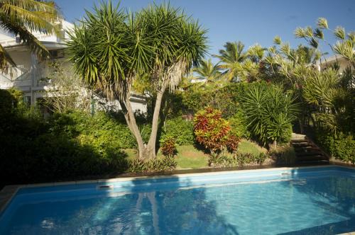 L'Houezel Apartment | Bleu Marine Dampierre