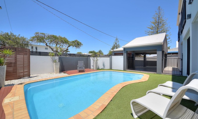 Broadbeach Waters House | Bliss On Pearl Key