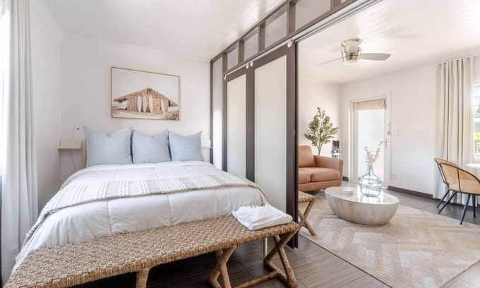 Singer Island Apartment | "Bliss" stylish apartment with pool, by beach