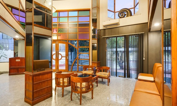 Kochi House | Blissful Comfort Stays MG Road Ernakulam