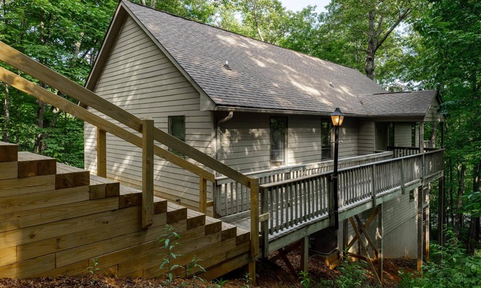 Roseland House | Blissful Retreat with Wintergreen Advantage