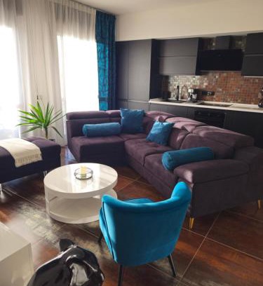 Vicenza Apartment | Blu Petrolio Stay-Karabas Apartments
