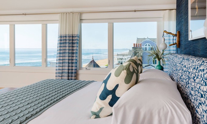 Newbury Hotel | Blue - Inn on The Beach