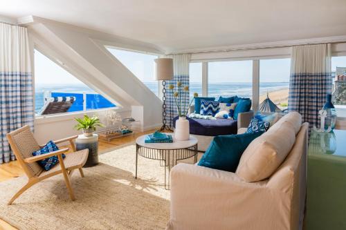 Newbury Hotel | Blue - Inn on the Beach