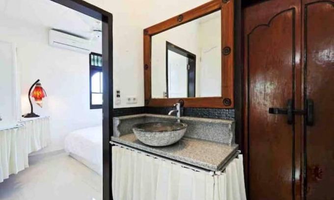 Kartika Plaza House | Blue Lagoon Apartment 3br
