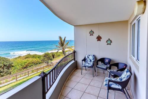 Westbrook Apartment | Blue Largo 6