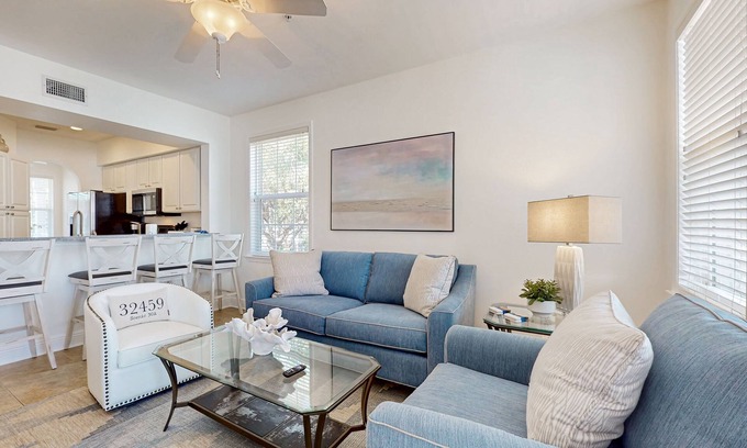 Santa Rosa Beach Condo | Blue Mountain Beach – charming 2nd floor condo with pool view