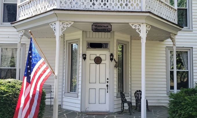 Meadows Of Dan Other | Blue Ridge Parkway Meadows of Dan; Fresh Air, Quiet, Lakeview, pet-Friendly