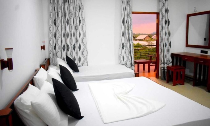 Mahasenpura Hotel | Blue Sky Hotel Yala