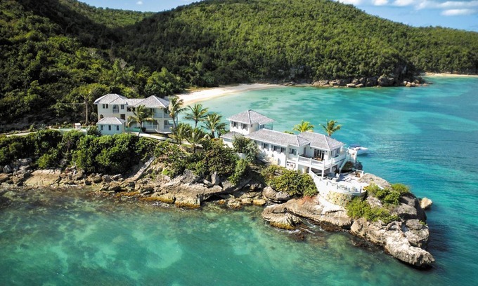 Dickenson Bay Resort | Blue Waters Resort - Rock Cottage