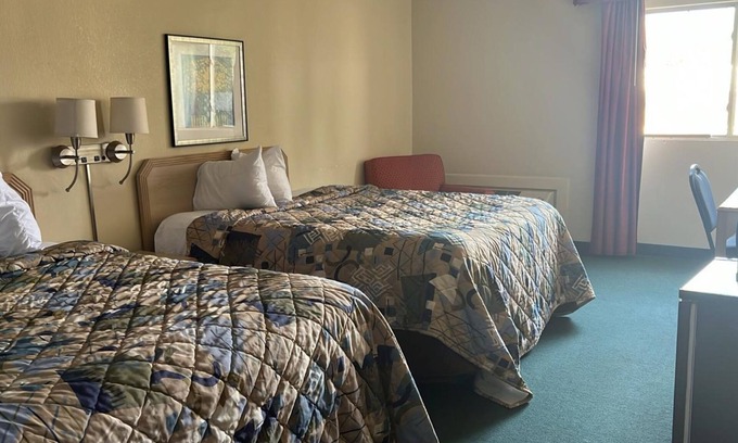 La Crosse Hotel | Blue Way Inn La Crosse Extended Stay - Deluxe 2 Queen Bed Non Smoking