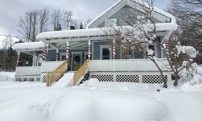 Hadley Cottage | Bluebear Cottage