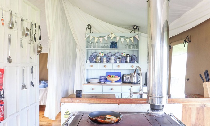 Chysauster Cottage | Bluebell