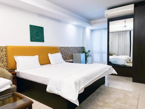 Hauz Khas Apartment | Blueberry Residency