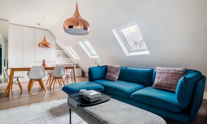 Quartier du Faubourg-Montmartre Apartment | Blueground | Cadet, close to dining & shopping
