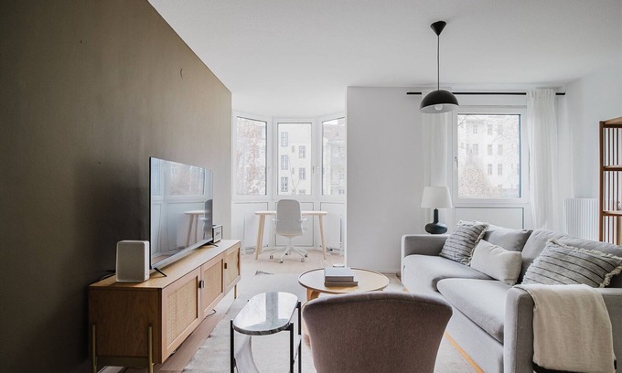 Oberdobling Apartment | Blueground | Döbling, w/d & elevator, nr palaces