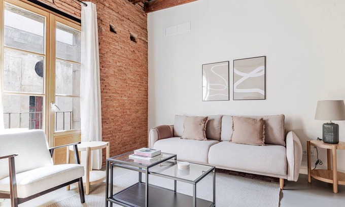 El Born House | Blueground | El Born, AC & w/d, nr Picasso Museum
