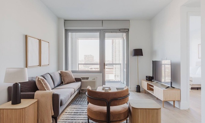 Downtown Jersey City Apartment | Blueground | Jersey City, EV charging, nr park