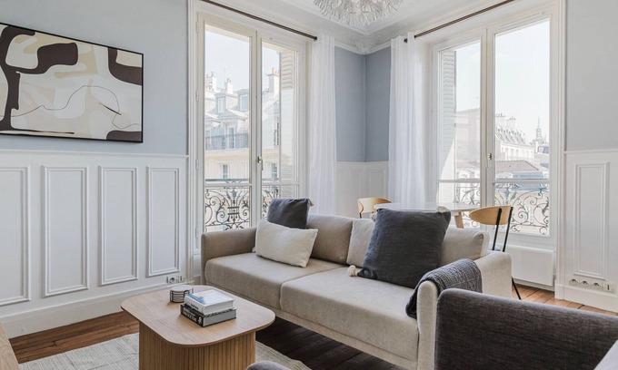 Quartier Sainte-Avoye Apartment | Blueground | Le Marais - Saint-Paul, furnished