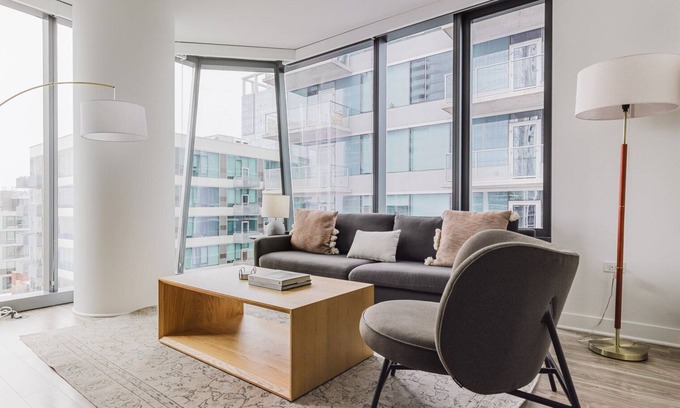 South Loop Apartment | Blueground | South Loop, pool & gym, nr park