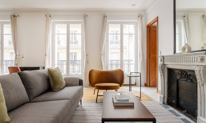 Quartier de la Plaine-de-Monceaux Apartment | Blueground | Villiers, furnished, elevator