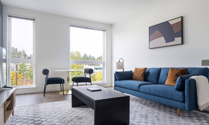 Redmond Apartment | Blueground | Willow - Rose Hill, rooftop, nr Marymoor Park
