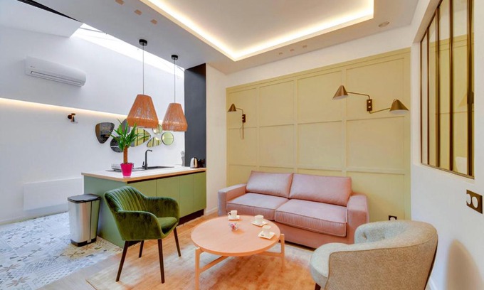 Saint-Germain-des-Pres Apartment | Bluestay 40 - Superb apartment in Paris
