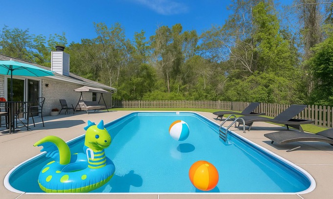 Ono Island House | Bluewater Bliss Private Pool & Backyard BBQ