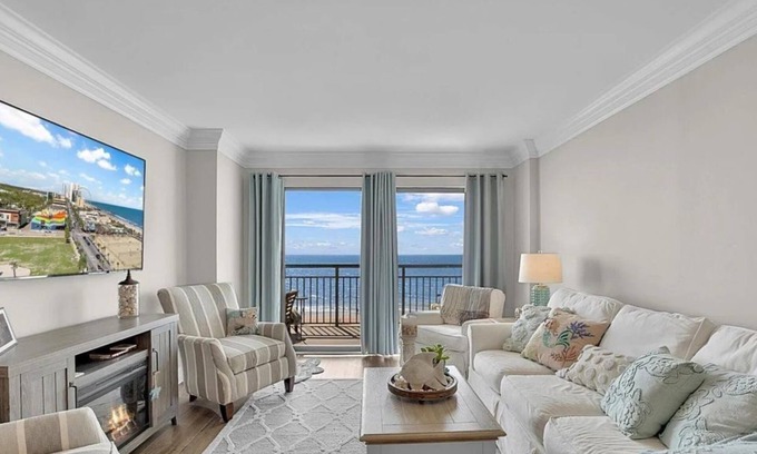 Myrtle Beach Condo | Bluewater Resort 406