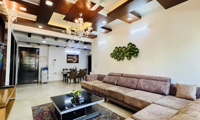 Green Park Apartment | BluO 3BHK Green Park, Private Garden Balcony, Lift