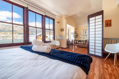 Bo'Kaap House | Bo-Kaap hidden gem with Hot Tub